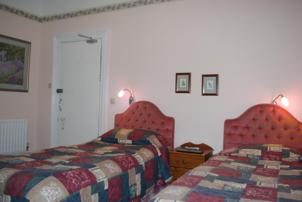 Menai Bank Hotel Caernarfon Oda fotoğraf