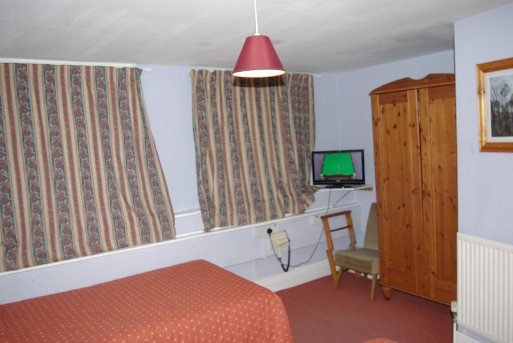 Menai Bank Hotel Caernarfon Oda fotoğraf