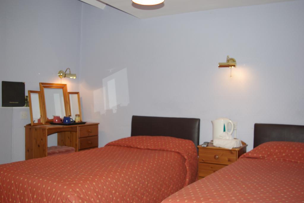 Menai Bank Hotel Caernarfon Oda fotoğraf