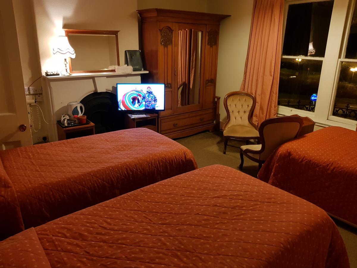 Menai Bank Hotel Caernarfon Dış mekan fotoğraf